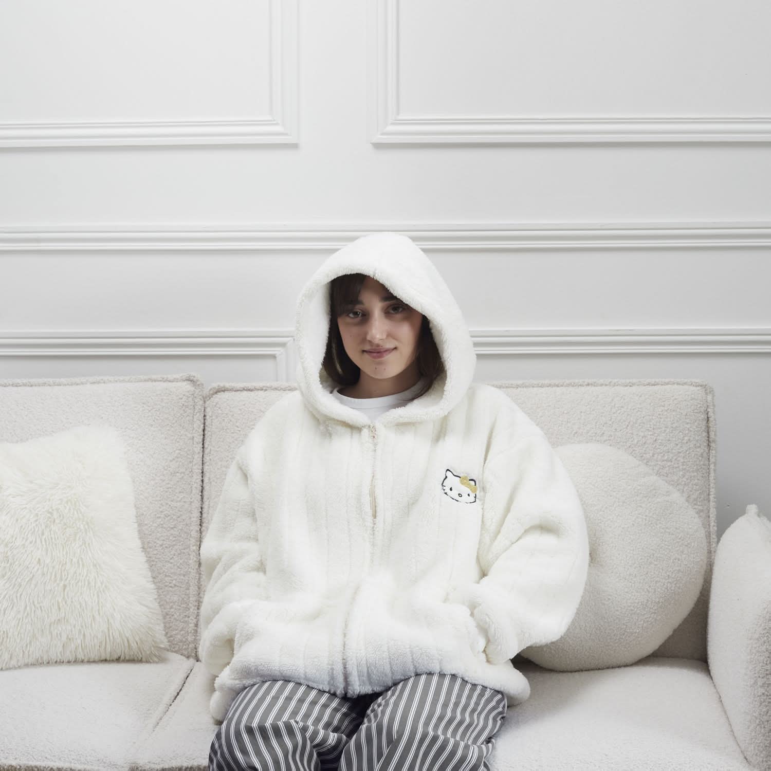 GILET SWEAT HELLO KITTY - Image 3