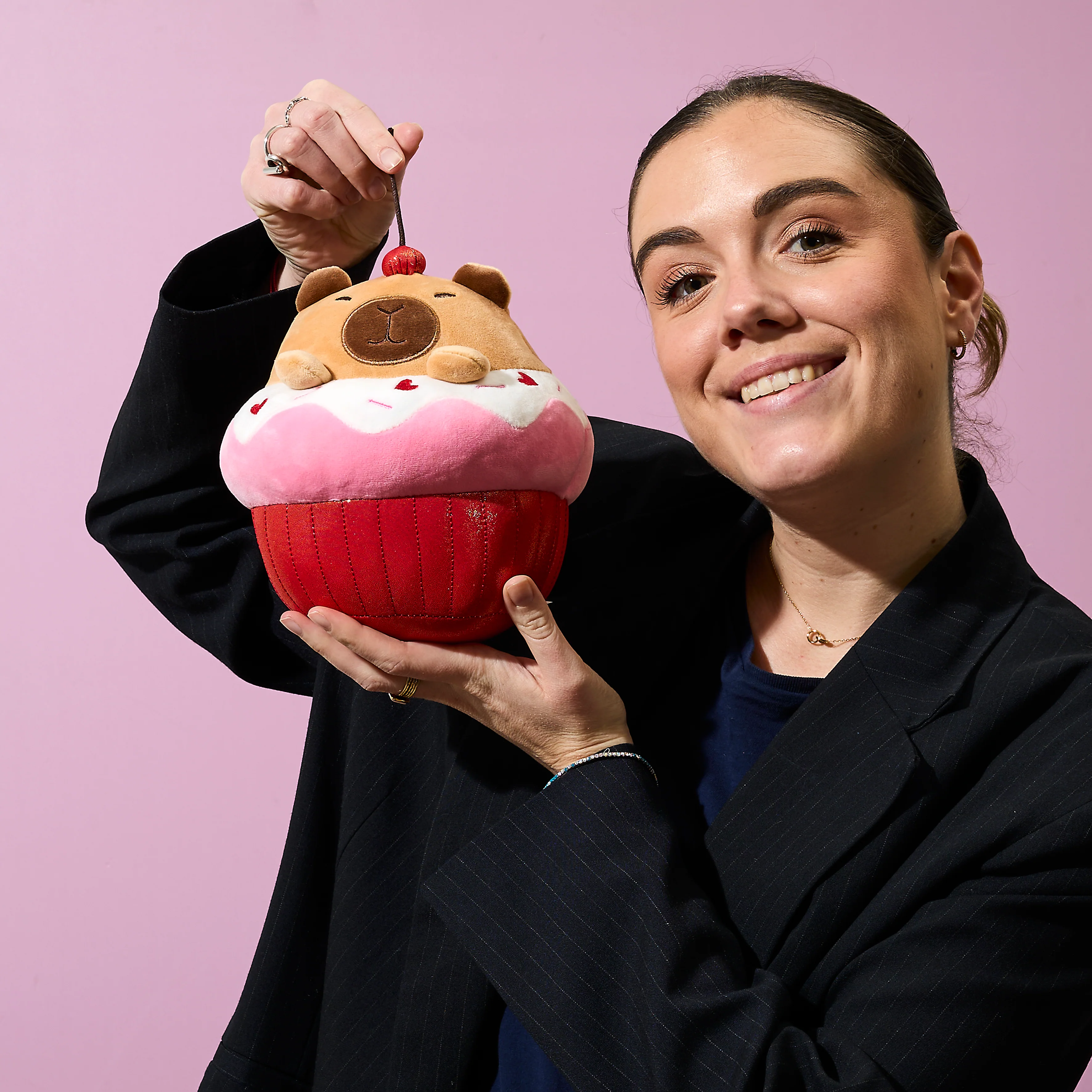 PELUCHE CAPY CUPCAKE