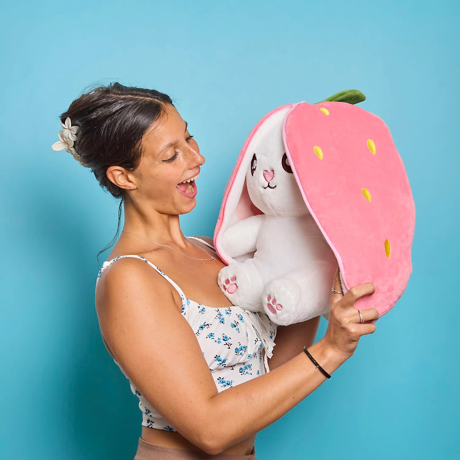 PELUCHE LAPIN SURPRISE FRAISE - Image 4