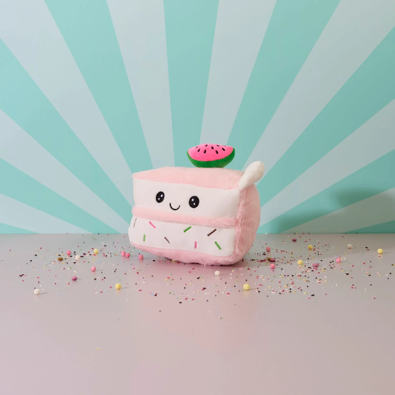 PELUCHE PART DE GATEAU