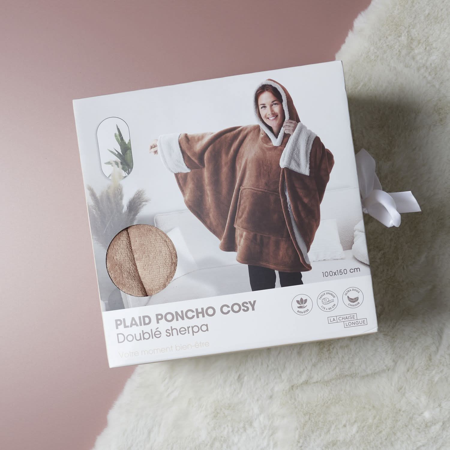 PONCHO CAPE - Image 4